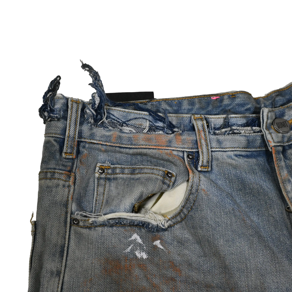 THRASHED JEANS